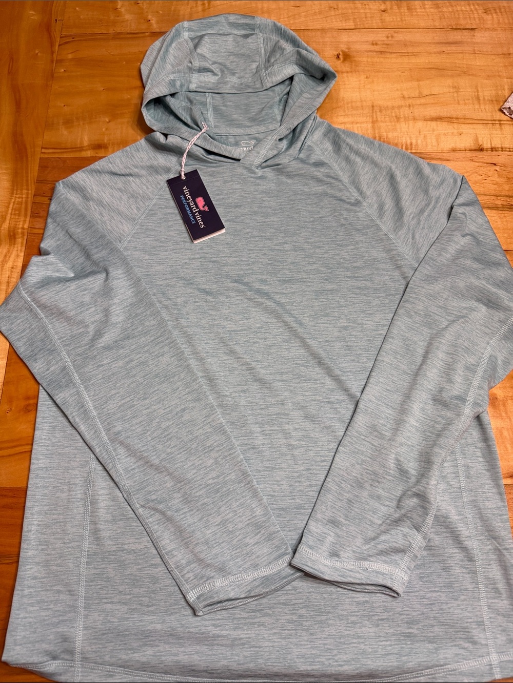 Vineyard Vines Men’s Heather Light Blue Hooded Long-Sleeve Pullover